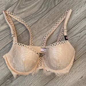 Victoria’s Secret Dream Angels  bra 32 D NWT